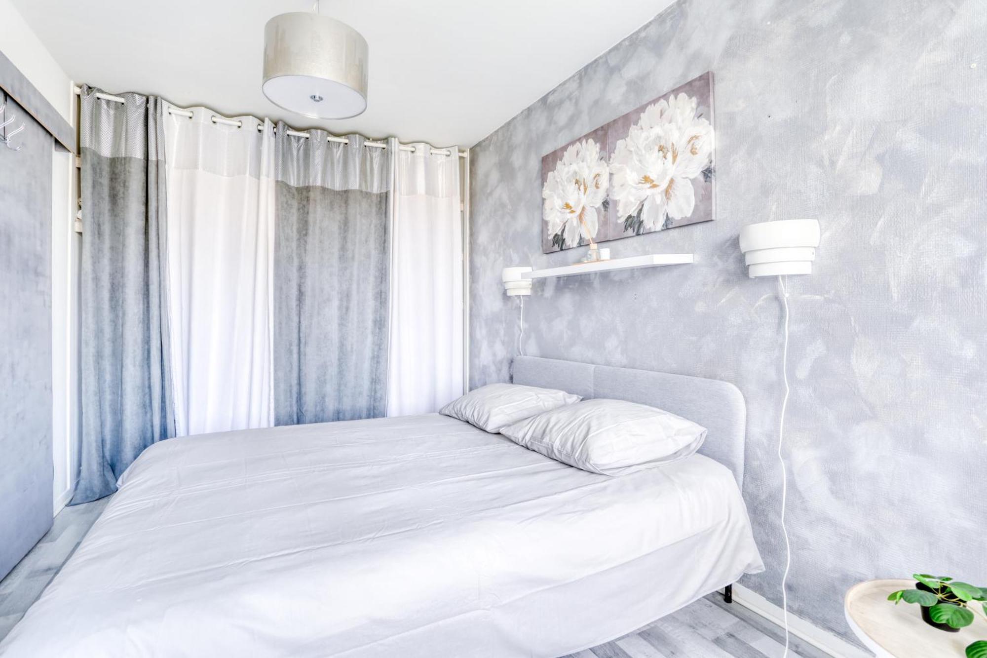 Le Warm Cocon - Spacieux T3 - 5 Personnes - Wifi Et Parking Rosny-sous-Bois Kültér fotó