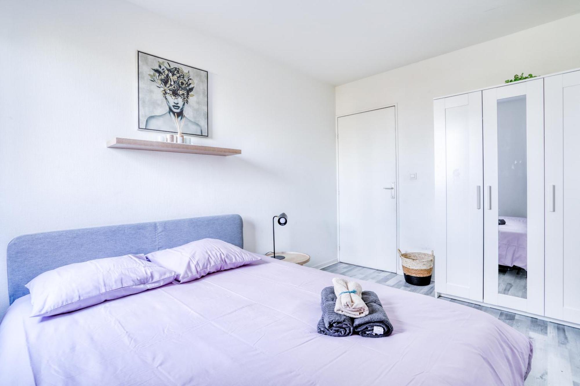 Le Warm Cocon - Spacieux T3 - 5 Personnes - Wifi Et Parking Rosny-sous-Bois Kültér fotó