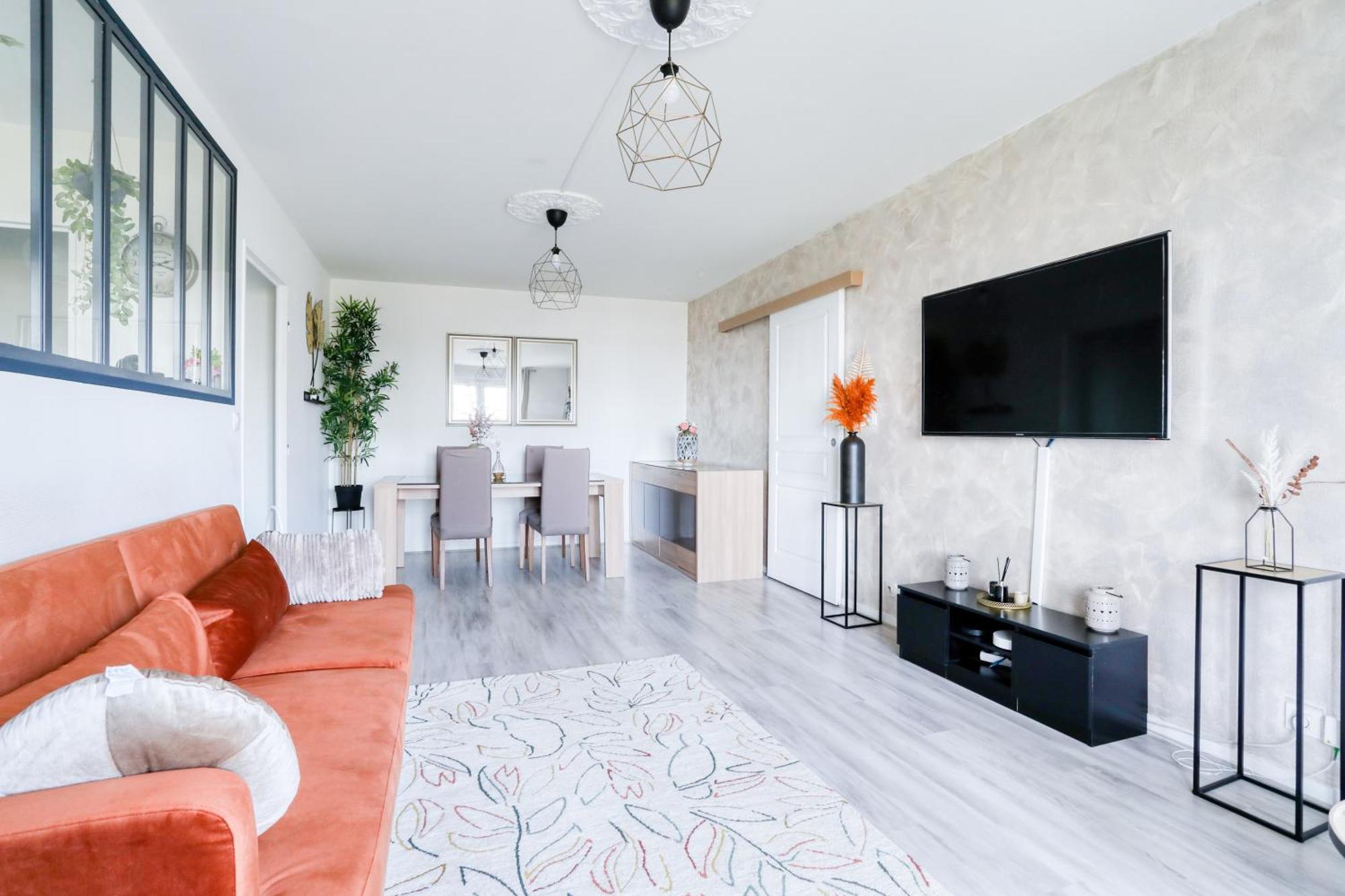 Le Warm Cocon - Spacieux T3 - 5 Personnes - Wifi Et Parking Rosny-sous-Bois Kültér fotó